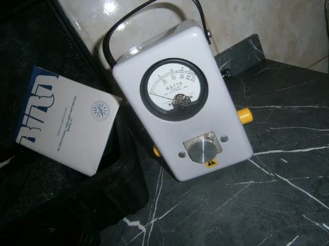 WATTIMETRO BIRD 43 THRULINE ! ZERO KM ! NOVO ! COMPLETO COM CASE ORIGINAL ! ZERADO !