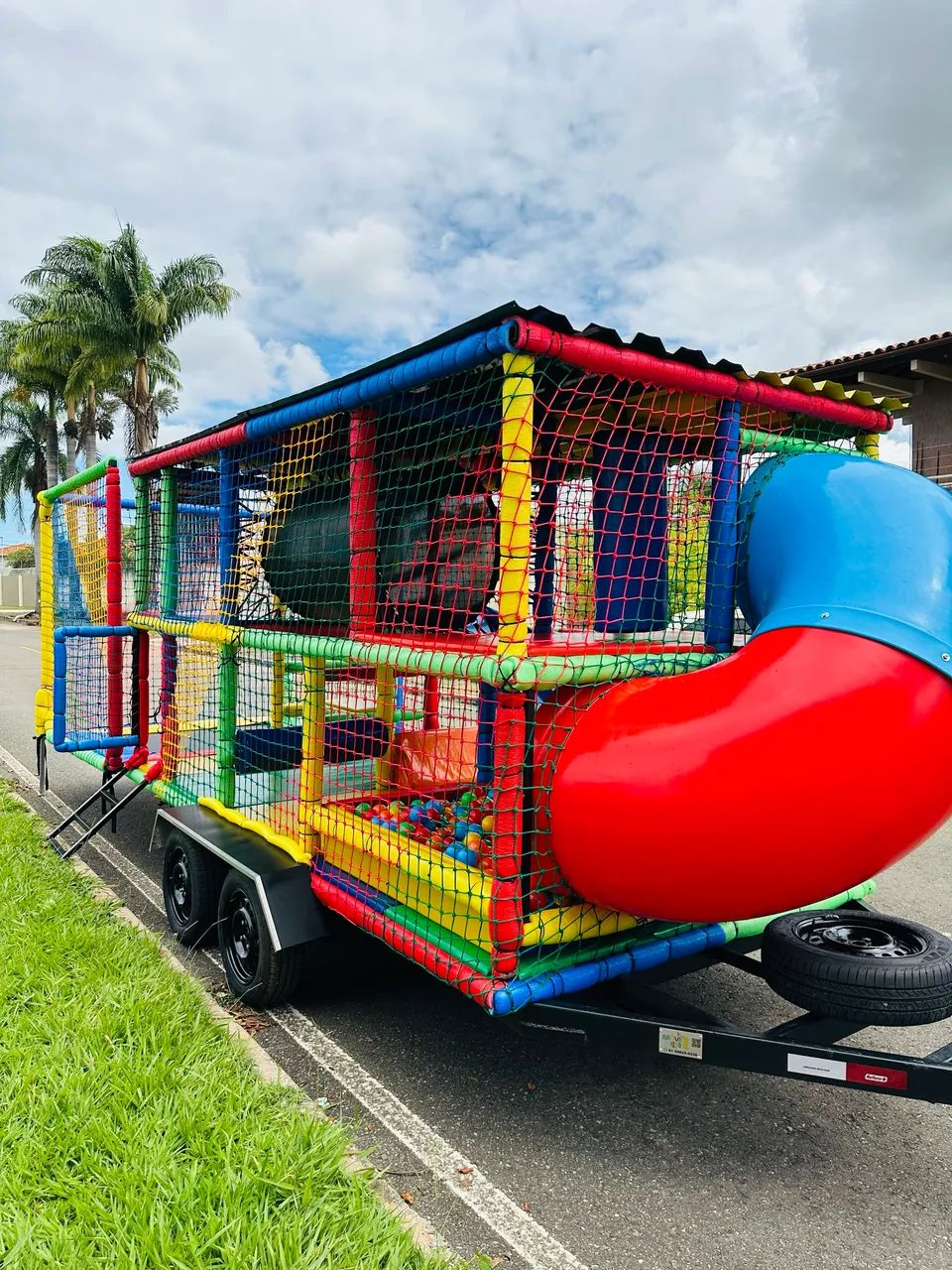 CARRETA KIDS PLAYGROUND PROFISSIONAL À VENDA