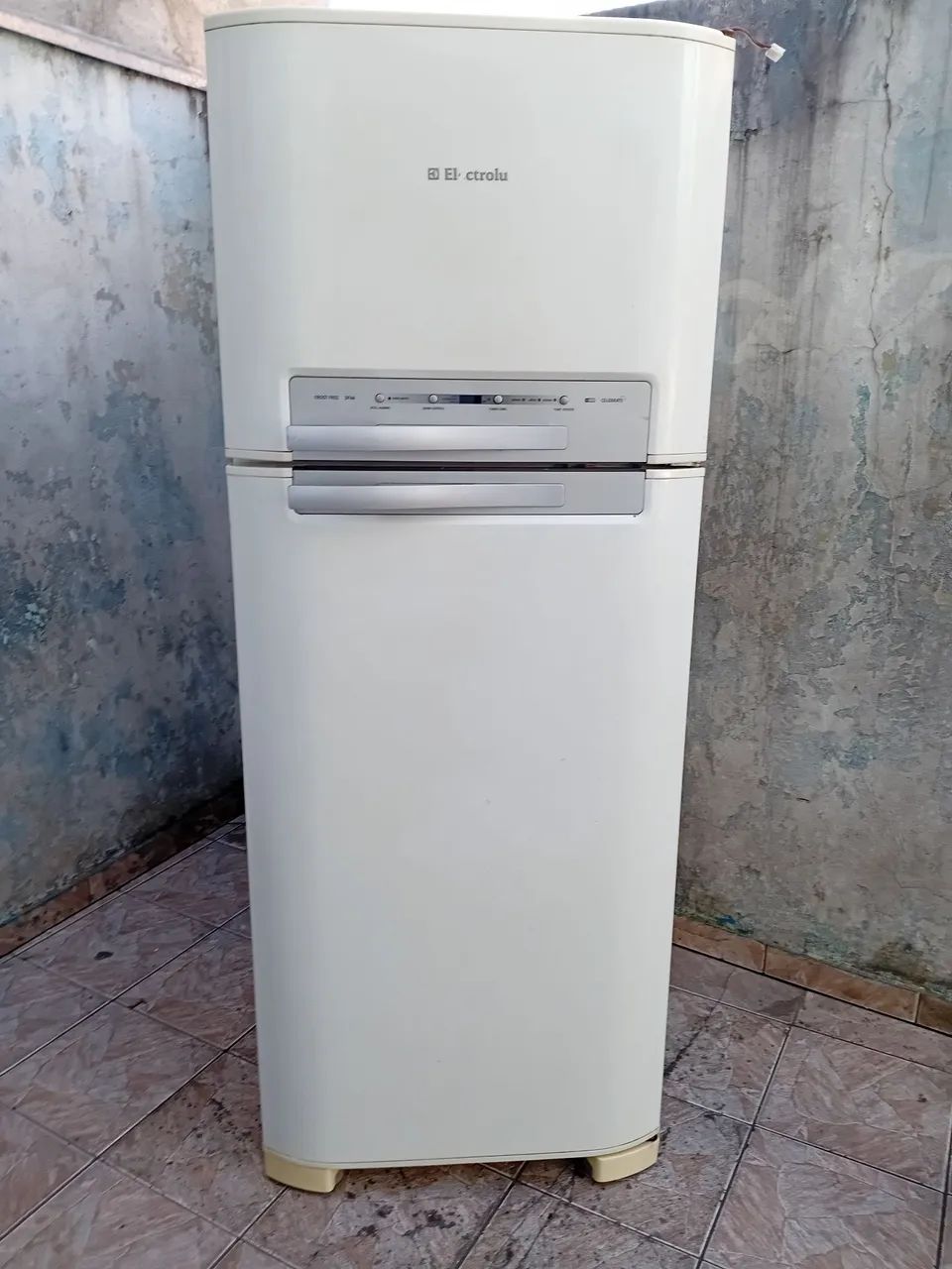 Geladeira Eletrolux DF46 402 litros 
