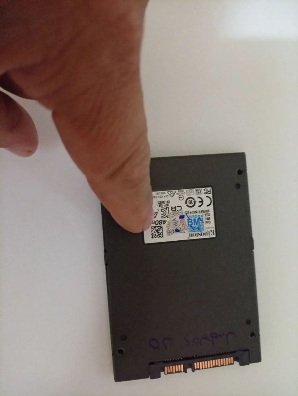01 ssd de 240gb original usado 92% saúde  e com windows 10 instalado - Foto 2