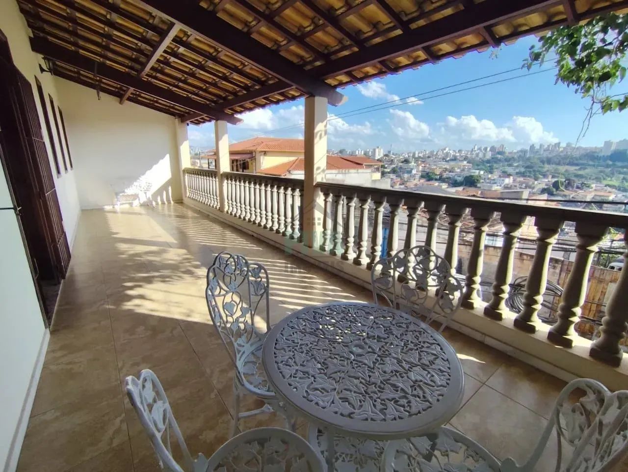 Excelente casa com 3 quartos! - Foto 4