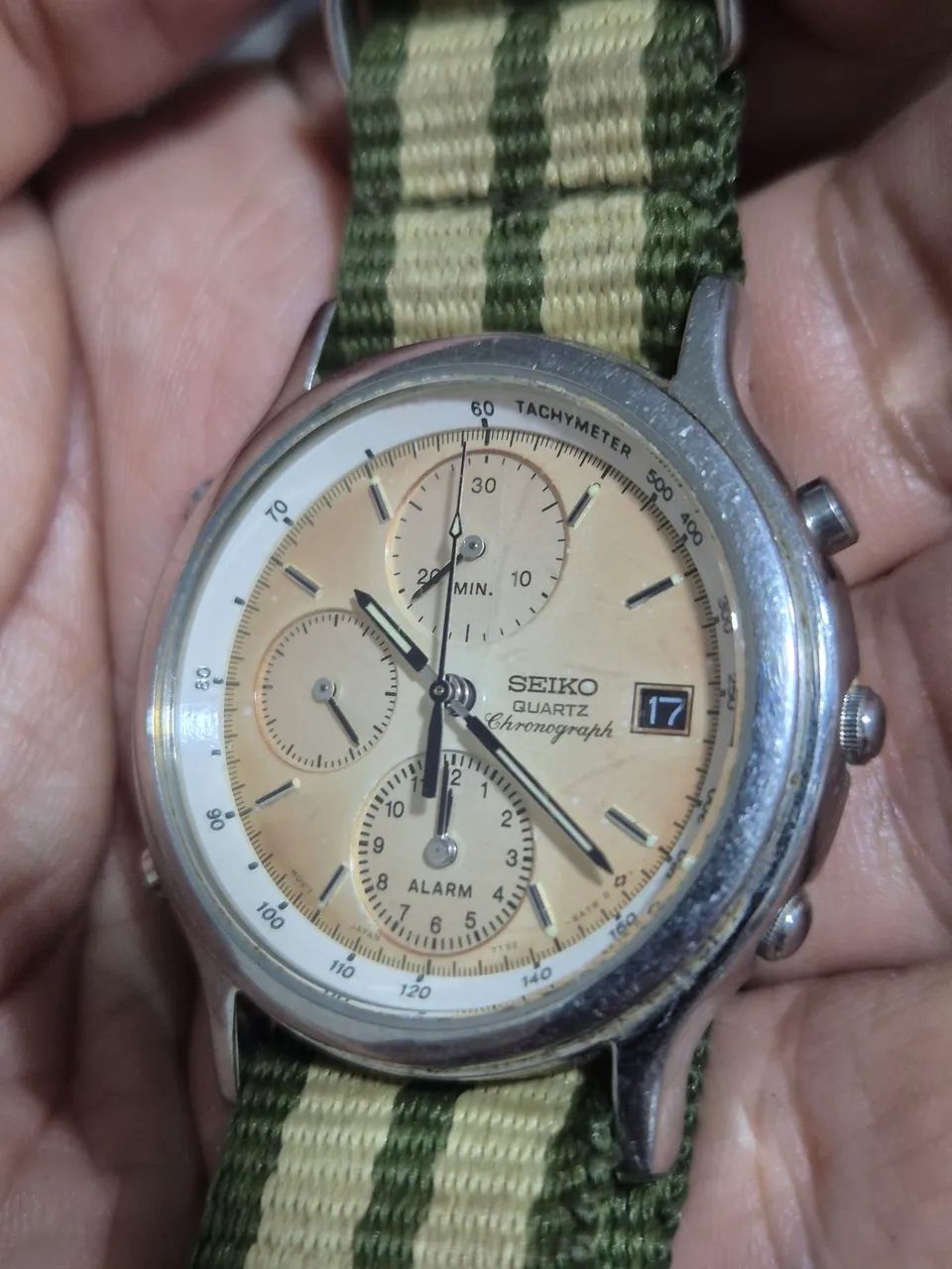 Relógio SEIKO CRONÓGRAFO 7T32 À QUARTZ   -   FUNCIONANDO - Foto 2
