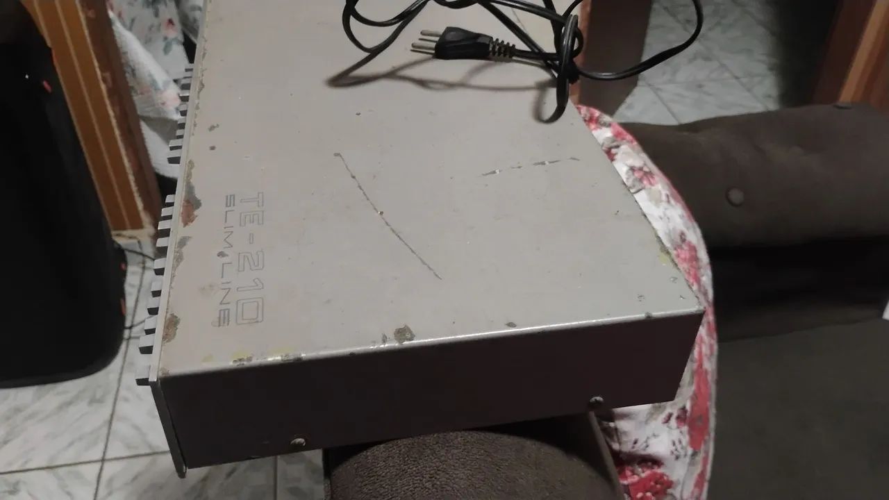 Equalizador tarkus  te 210 todo ok funcionando tudo - Foto 3