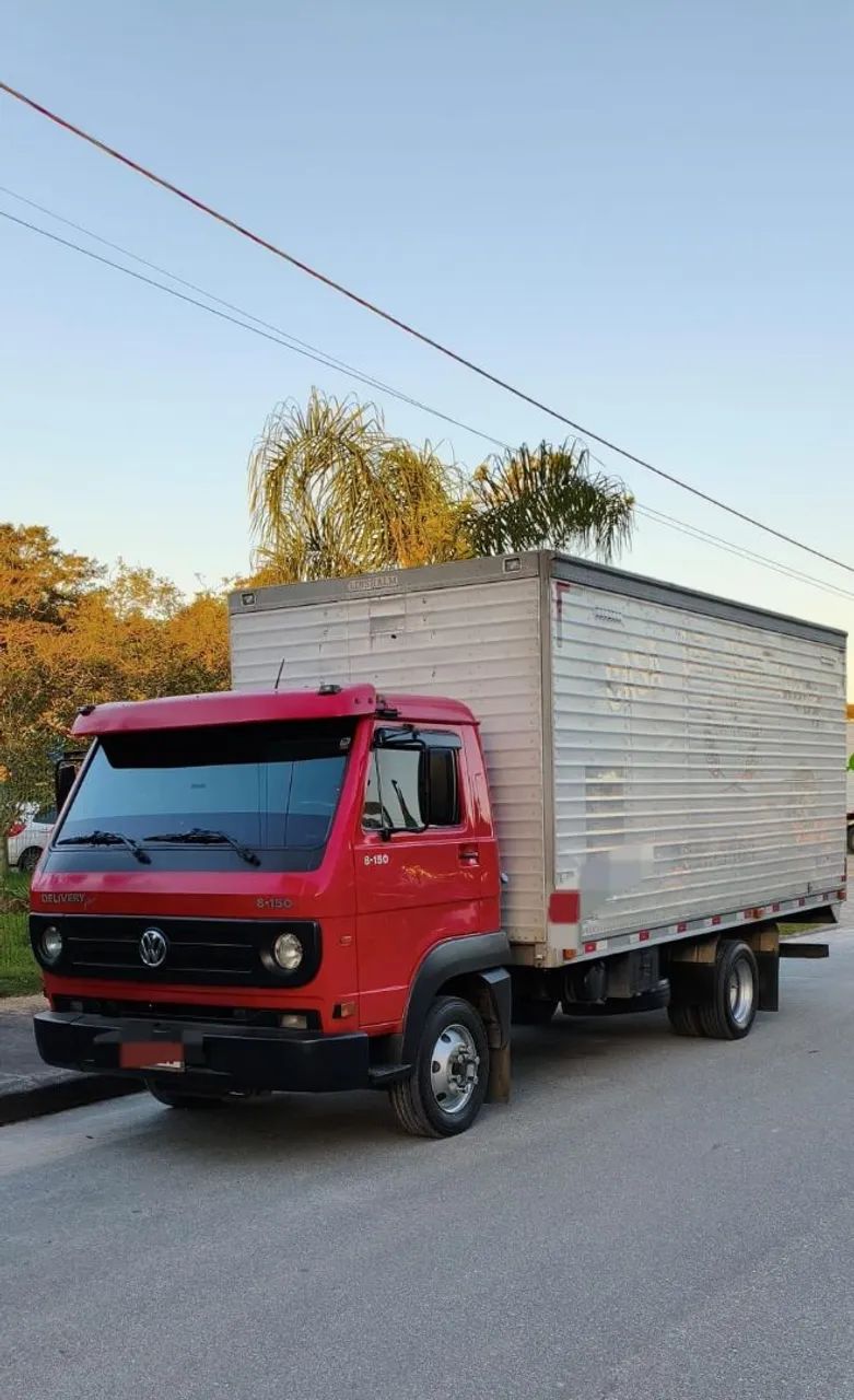VW 8 150  Ano 2011- Baú Linshalm 
