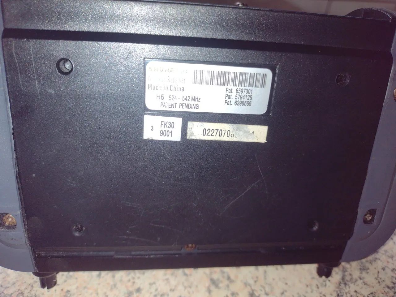 MICROFONE SEM FIO SHURE PGX4 (SÓ BASE) - Foto 3
