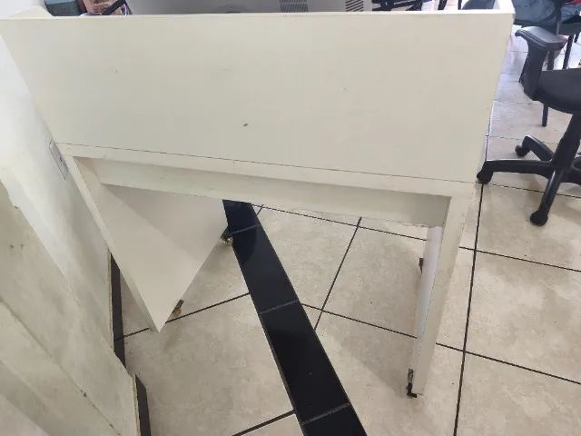 Mesa de Computador - Foto 3