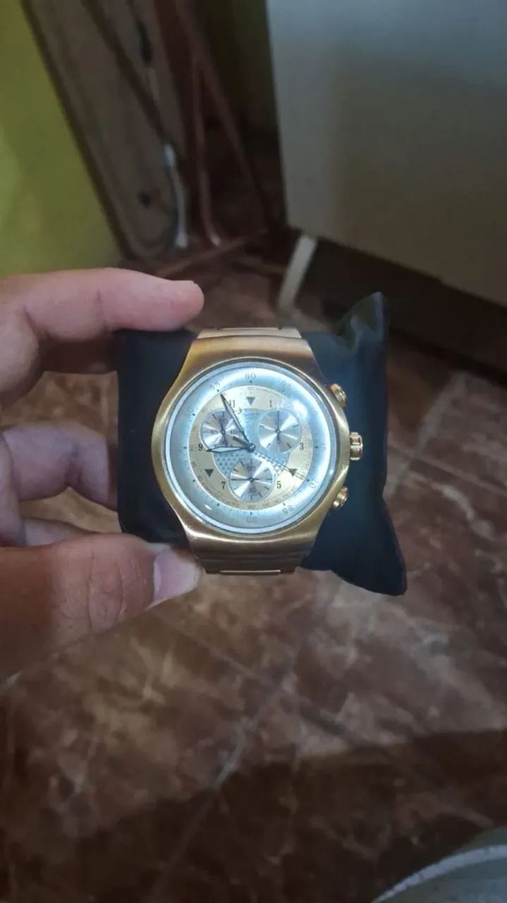 Swatch pirâmide 