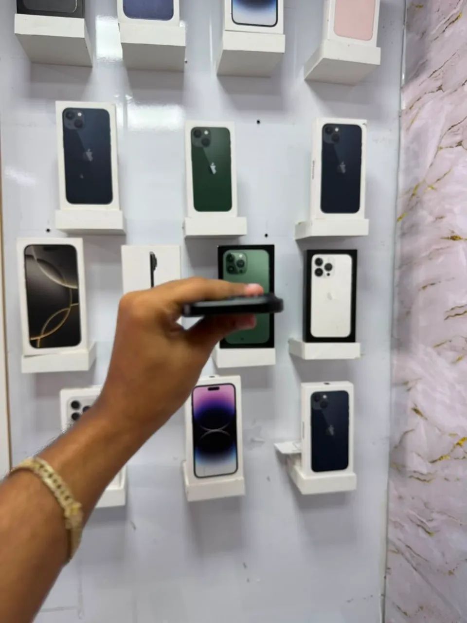 IPHONE 16 PRO 128GB - R$4599,00 - Foto 4