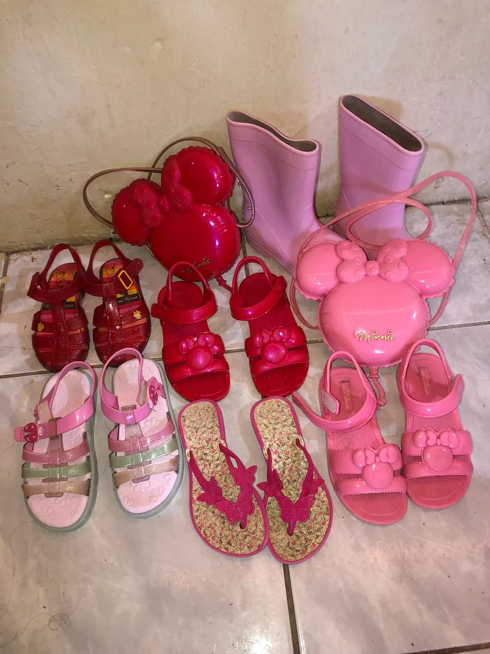 Sandalia e bolsa infantil 