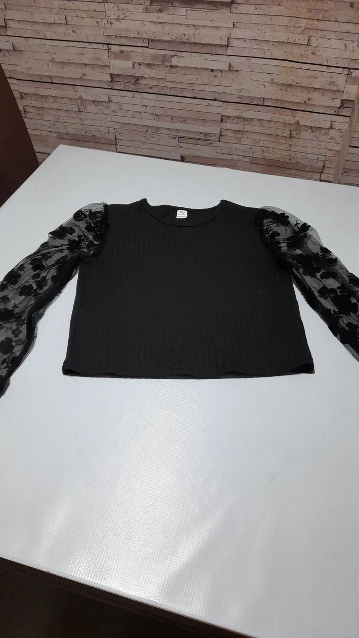 Vendo Blusa infantil malha  preta , Shein, tamanho 11-12 anos seminova. - Foto 2