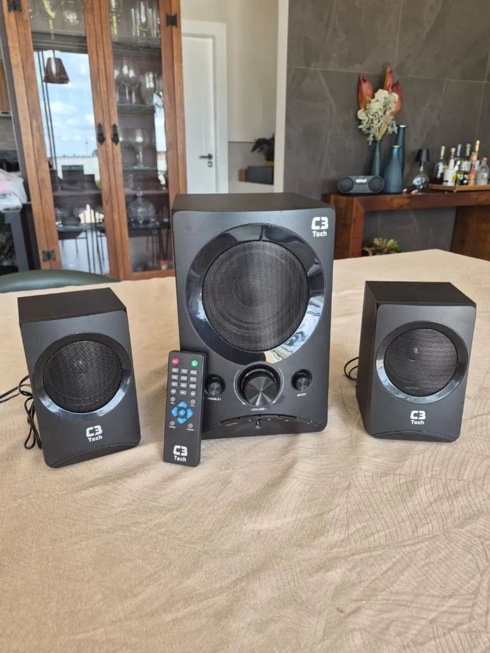 Caixa de Som C3 Tech 2.1 com Subwoofer - USB/Entrada RCA