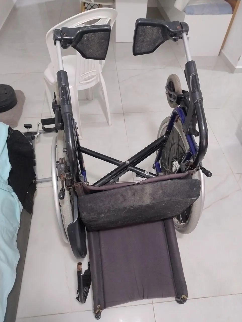 Vendo Cadeira de rodas usada ortobras ; 500 reais 