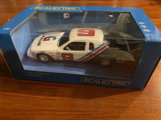 Scalextric Ford Thunderbird 1:32 Autorama Carrera Evolution Exclusivo! - Foto 4