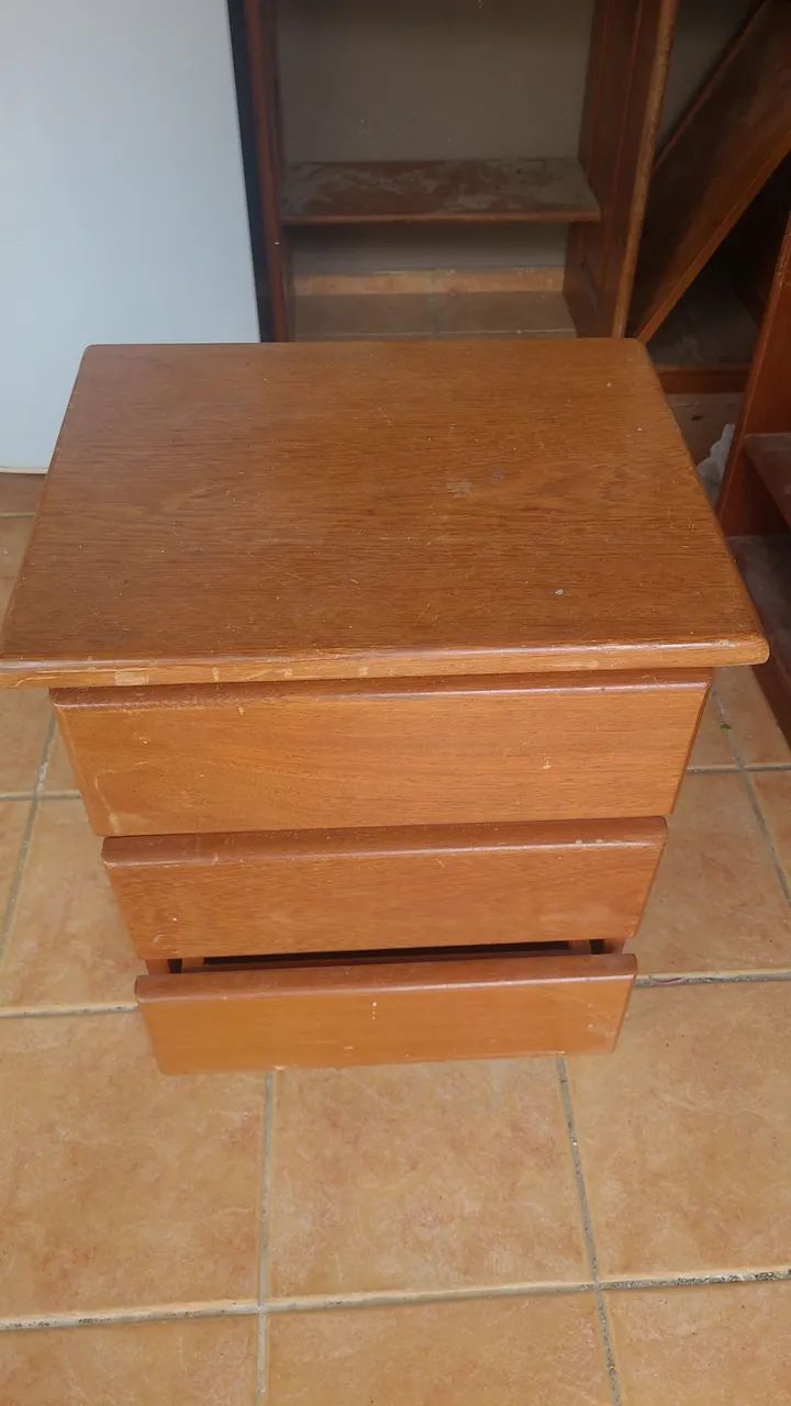 Vendo vários móveis em madeira - Foto 4
