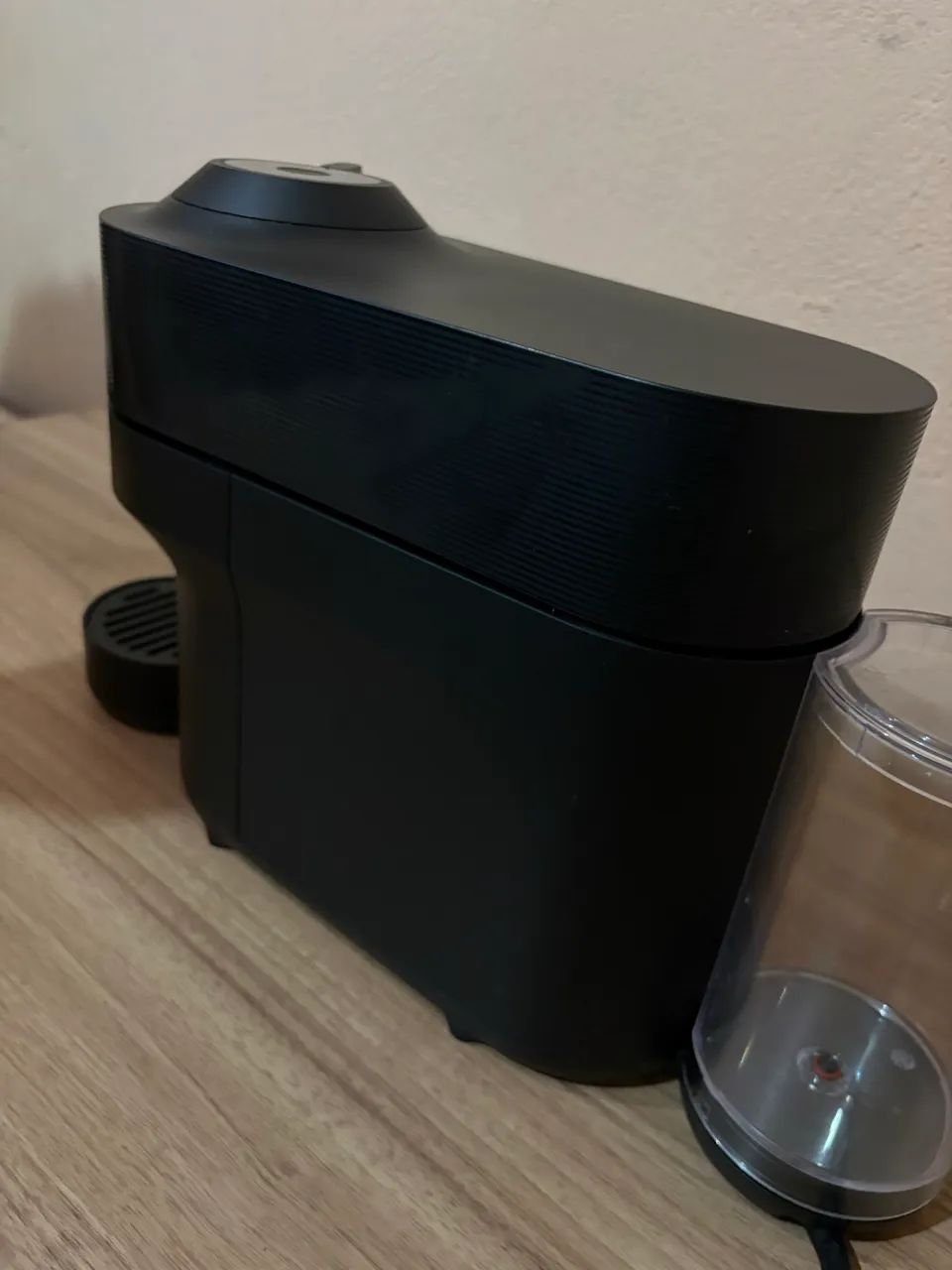 Cafeteira Nespresso Vertuo Pop Preta - 127V (Seminova) - Foto 3