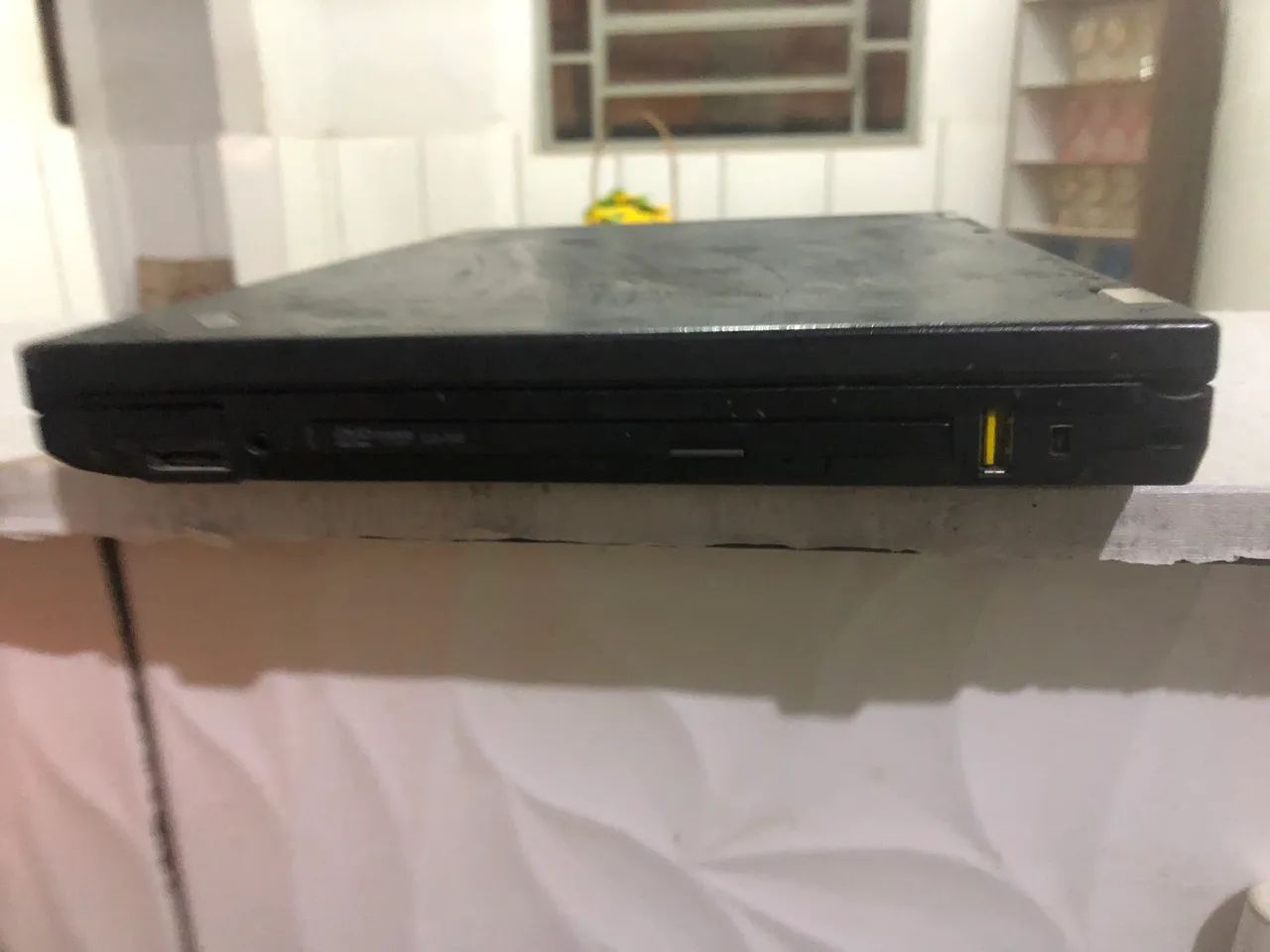 Notebook Lenovo ThinkPad i5, 8GB e SDD  750$reais - Foto 4