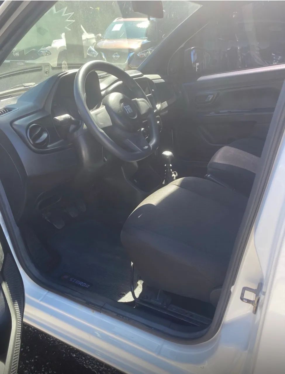 Fiat Strada Endurance 1.4 Flex 8V CS Plus 2021 - Foto 2