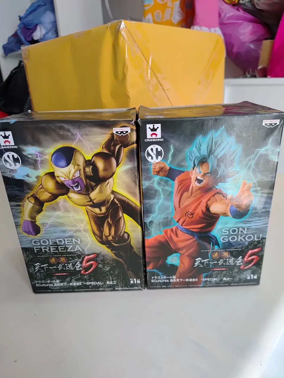 Goku Blue Vs Freeza Golden original 