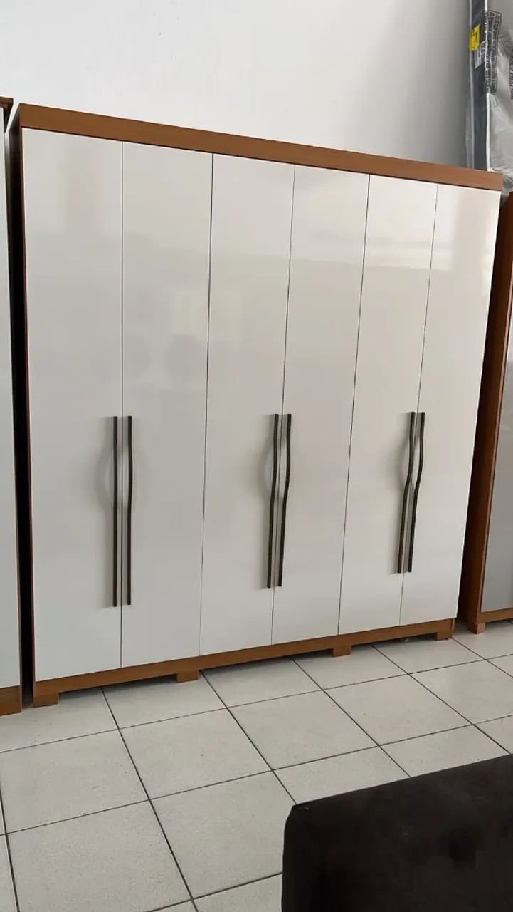 Guarda-Roupa Casal 6 Portas Branco 