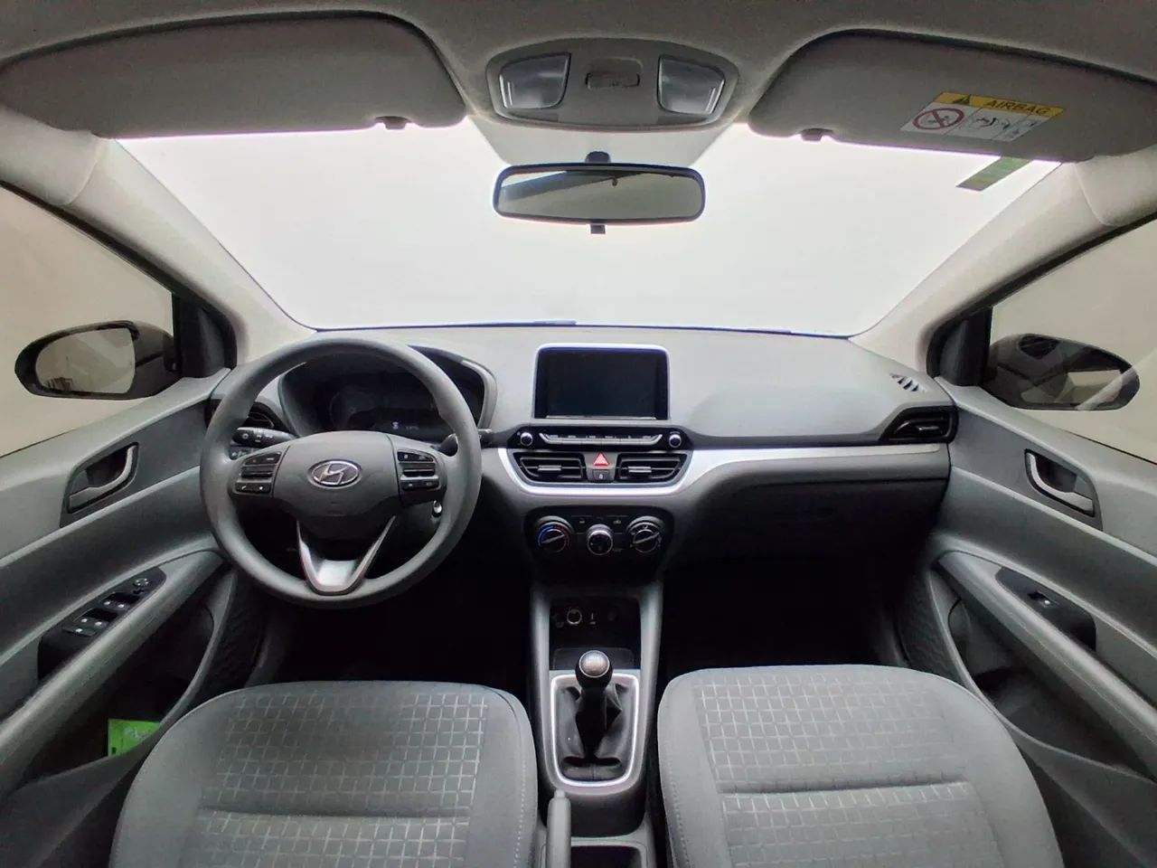 Hyundai HB20S Comfort Plus 1.0 TB Flex 12V Mec., foto 15 de 18