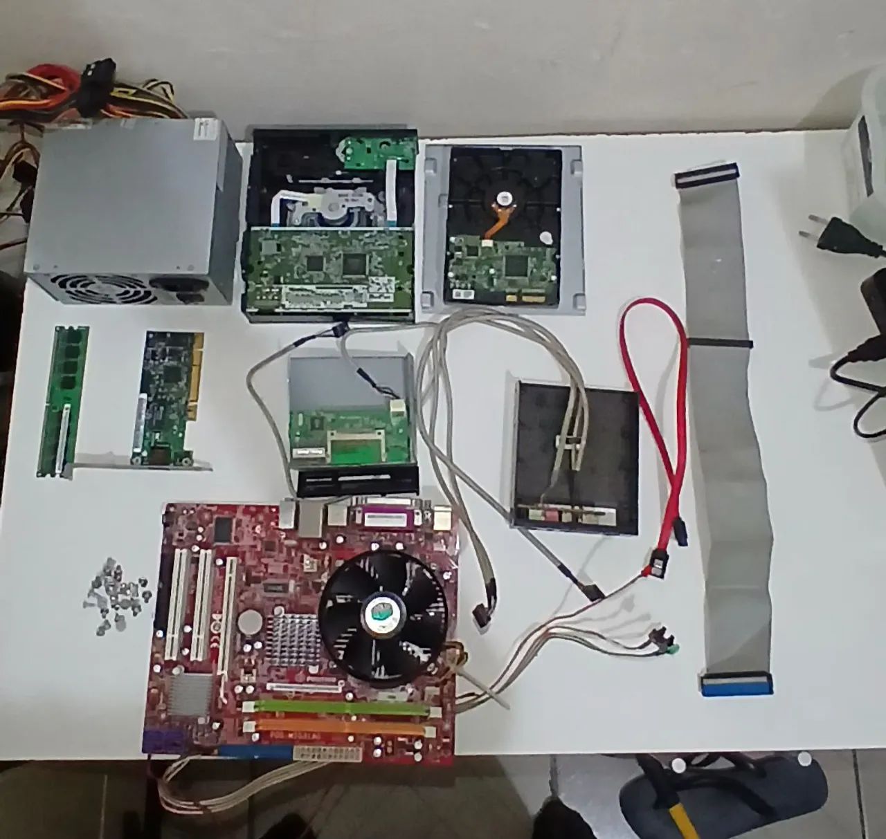 Peças de PC antigo para retiradas - Foto 4