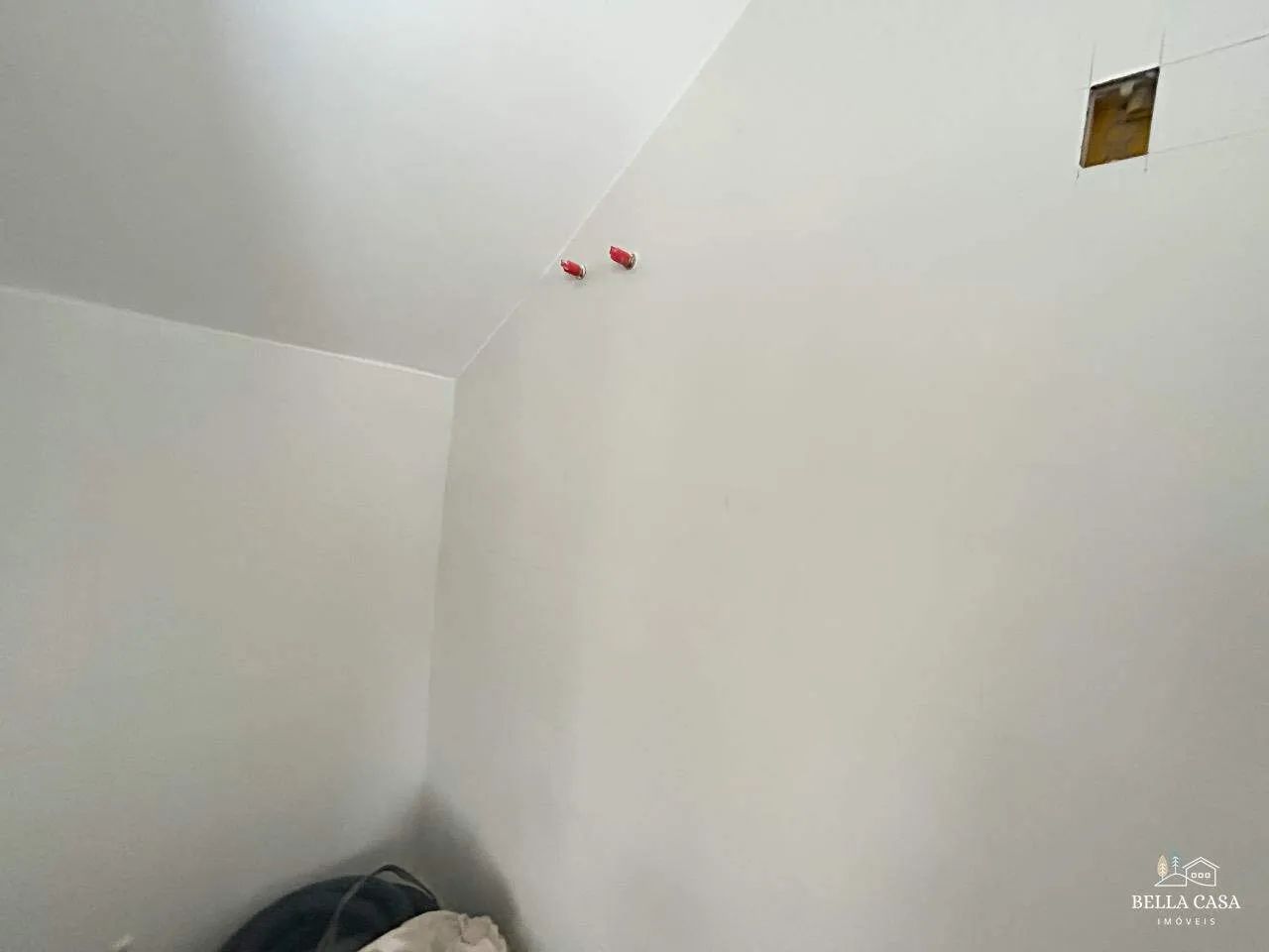 Casa com 03 quartos no bairro Bom Retiro - Foto 4