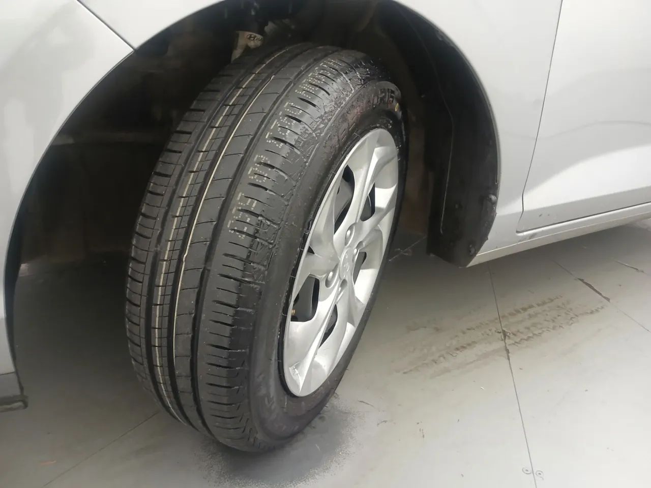 Hyundai HB20 Comfort Plus 1.0 Flex 12V Mec., foto 11 de 18