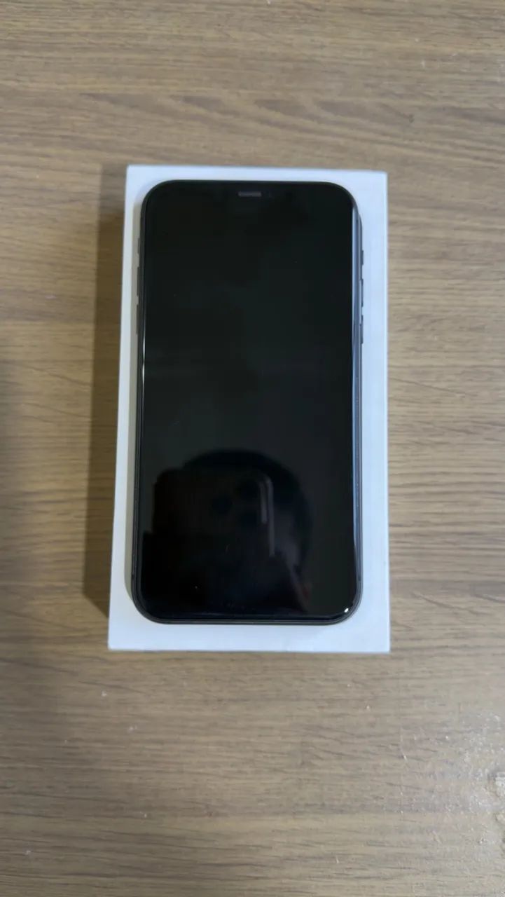 IPHONE 11 64gb PRETO