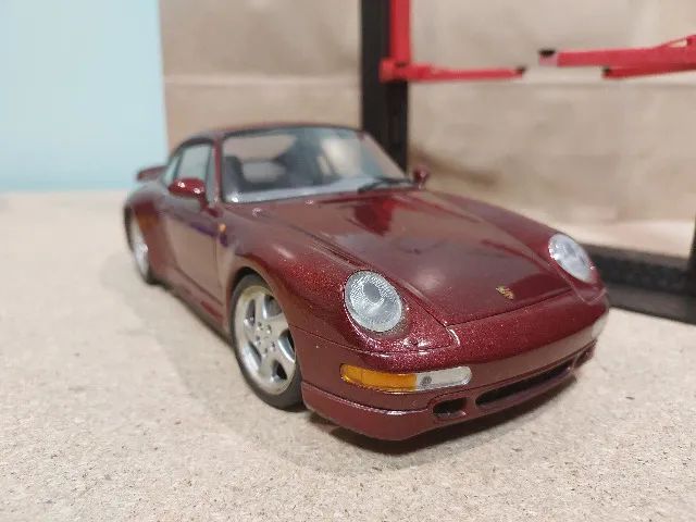 Miniatura Porsche 911 - UT Models (1:18) - Foto 3