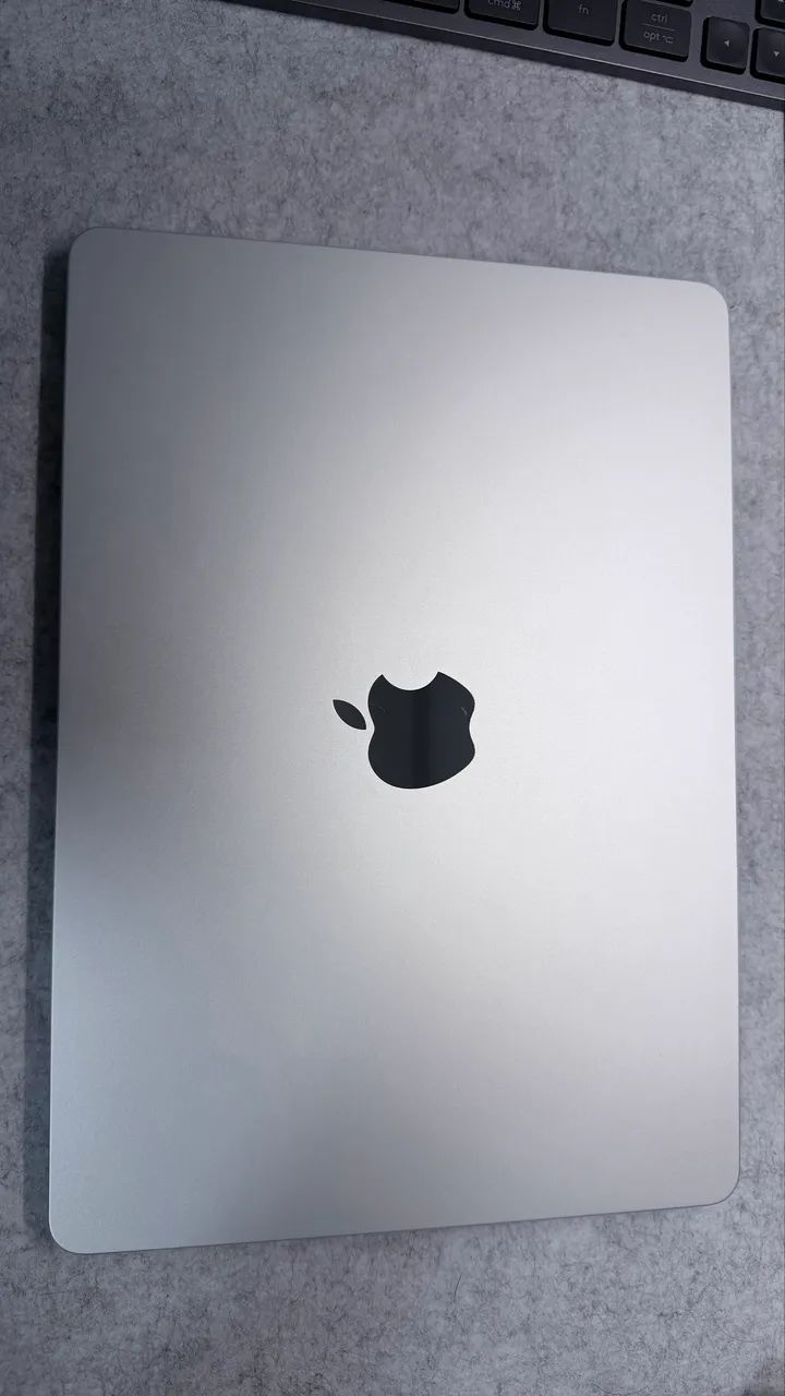 MacBook M2 8/256 - Foto 2