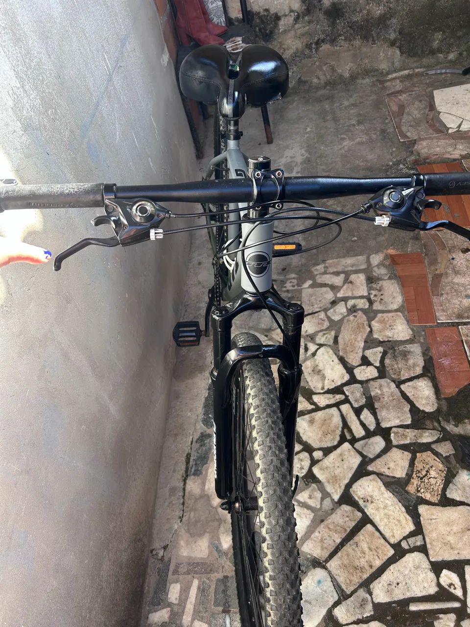 ? Bicicleta Aro 29 em ótimo estado - pronta para usar - Foto 2