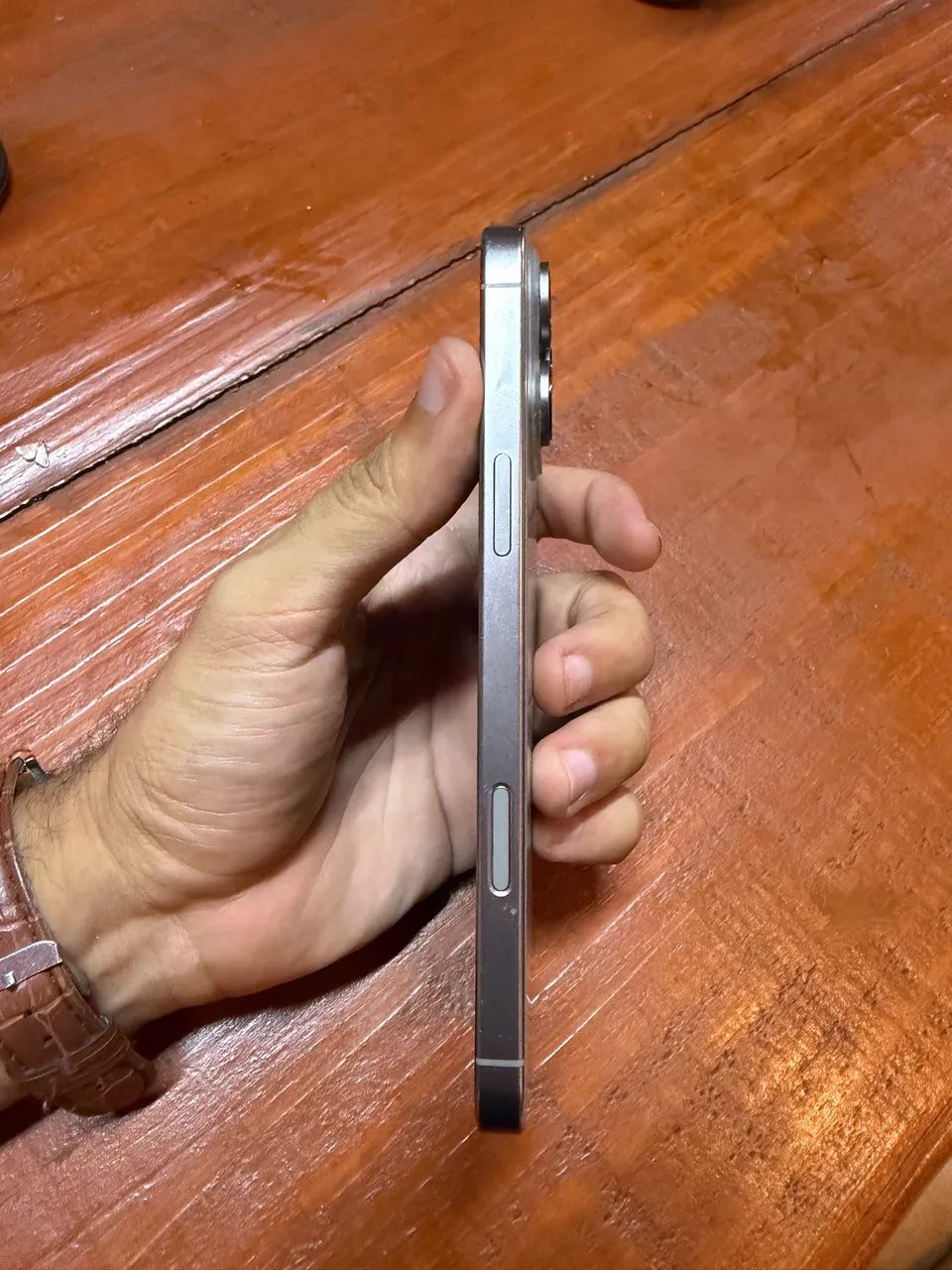 iPhone 16 pro max - Foto 3