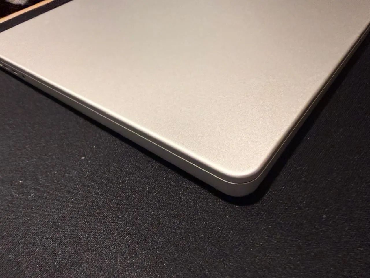 MacBook Pro 2021 - N1 MAX - 64gb - SSD 1tb - Foto 3