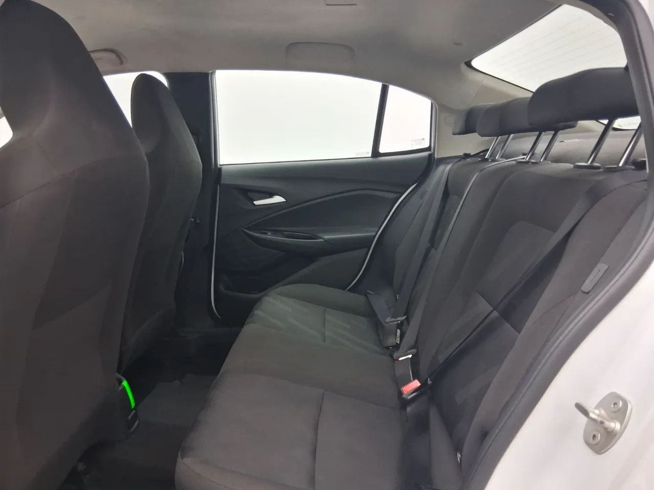 Chevrolet Onix Activ 1.4 8V Flex Aut. 4P, foto 17 de 18
