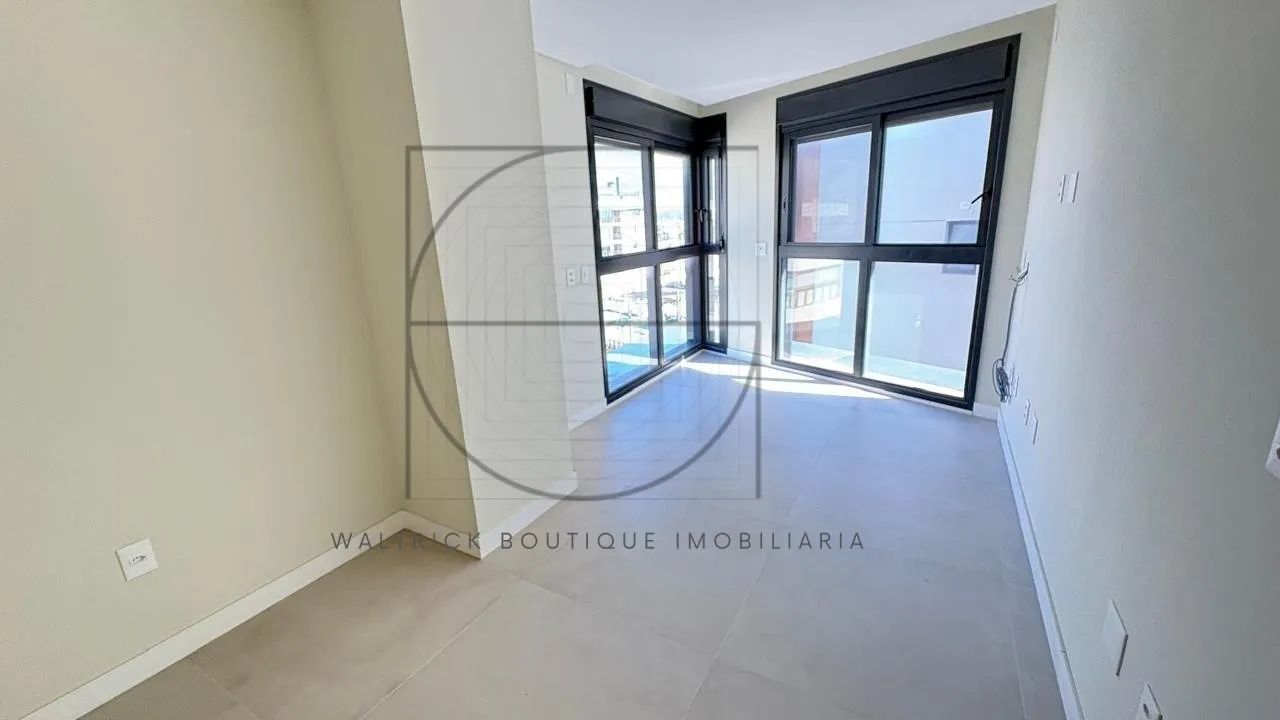Apartamento frente mar 3 suítes em Jurerê - Foto 2