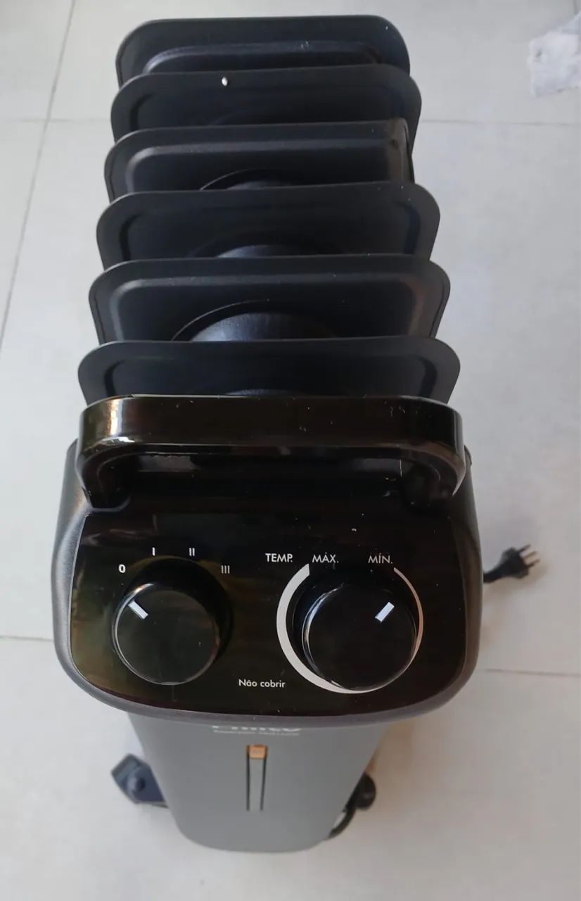 Aquecedor Elétrico a Óleo Philco - Foto 2