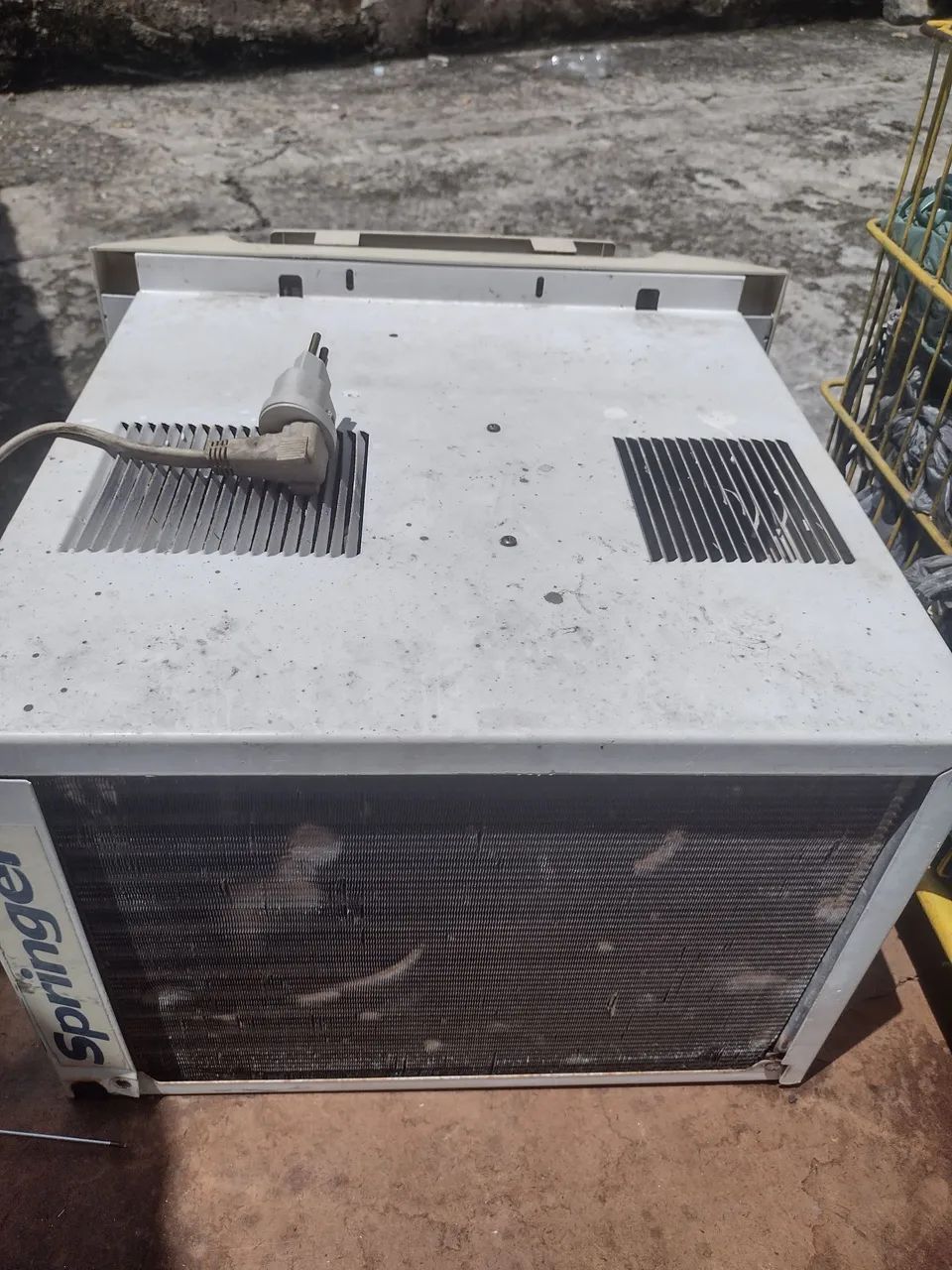 Ar condicionado  127v usado