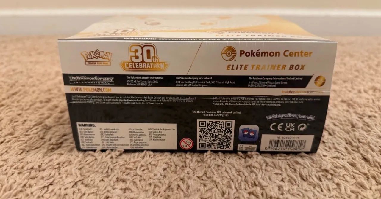 ETB-POKÉMON CENTER  30 ANOS (inglês)  - Foto 2