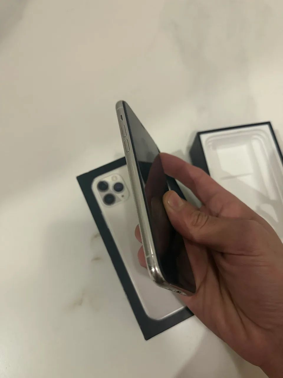 iPhone 11 Pro com caixa sem detalhe  - Foto 4