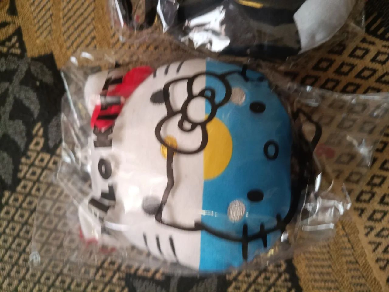 ? KIT COM 3 PELÚCIAS HELLO KITTY & AMIGOS DA BOBS? - Foto 3