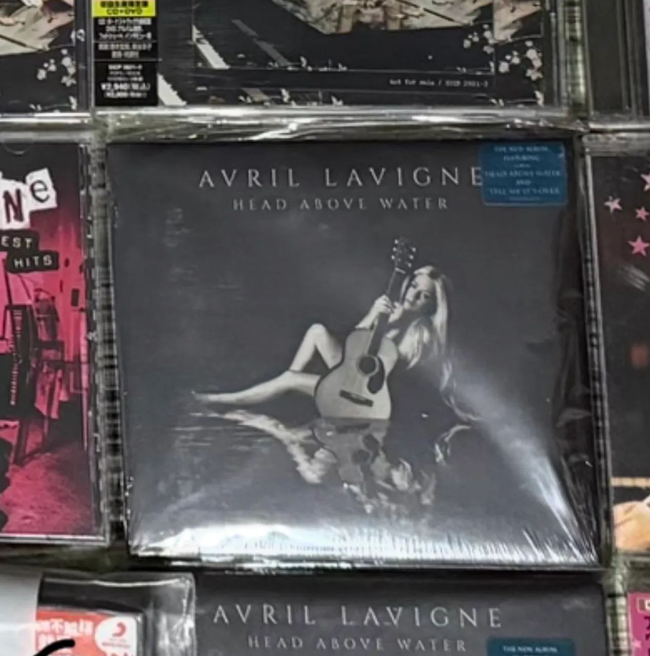 Avril Lavigne Lovesux Head Above Water - CDs, DVDs etc - Jardim