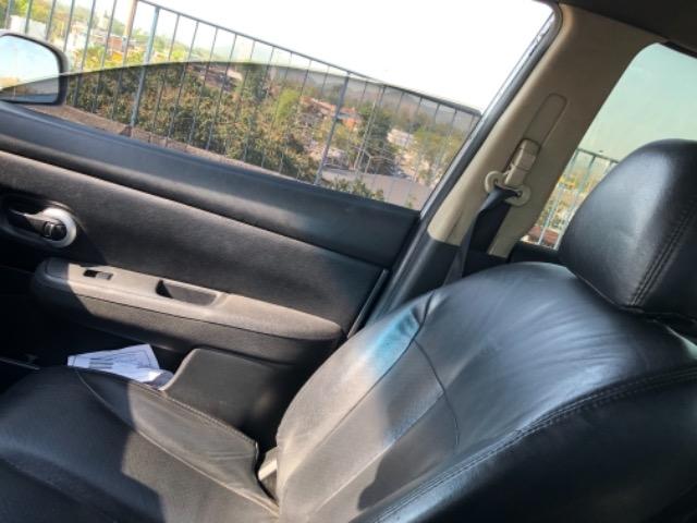 Vendo nissan tiida - Foto 3