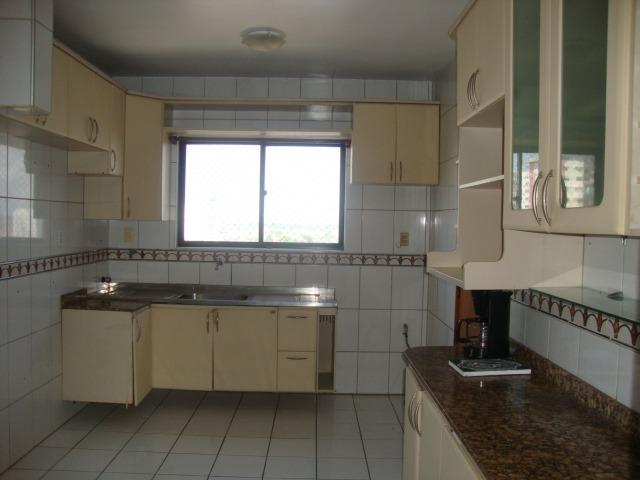 Aluga Excelente Apartamento no Bairro da Pedreira, no Ed. Plaza Athenee - Foto 6