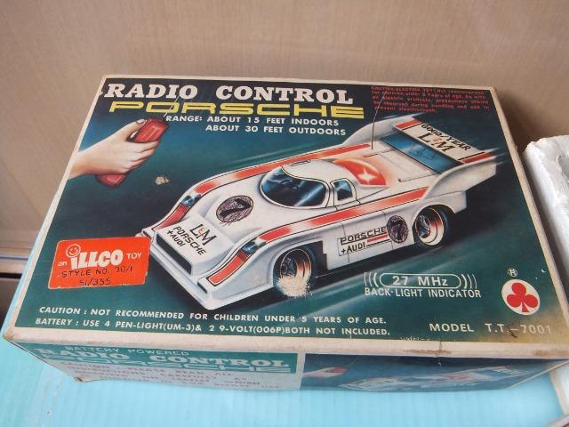 R$ 70 Porsche de controle remoto antigo, acompanha caixa!