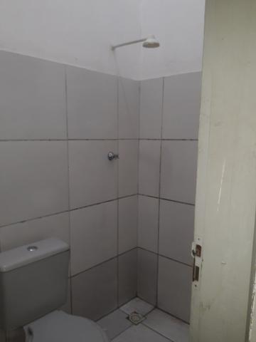 Alugar kitenet valor de 300 reais mês não pagar água só energia - Foto 3