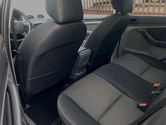Ford Focus Sedan - Foto 3