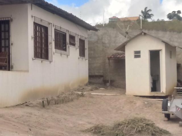 Casa com galpao a venda - Foto 5
