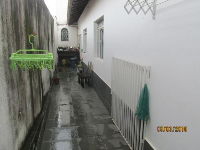 Rm imóveis vende. casa no melhor ponto do bairro, rua plana, casa estilo colonial, janelas - Foto 15