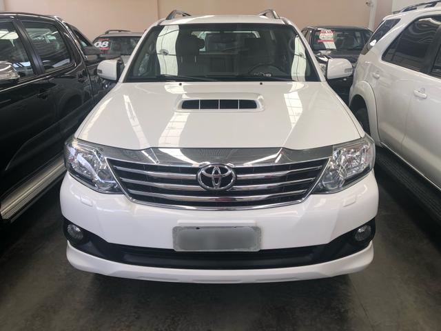 Hilux SW4 3.0 Diesel 4x4 Automatica 7 LUGARES 2015 EXTRA DAS EXTRAS