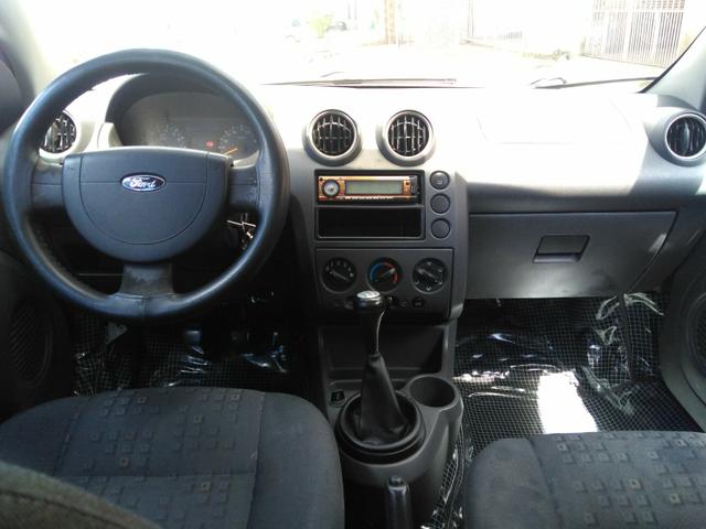 Ford Fiesta Hatch 1.0 2004 - Foto 4